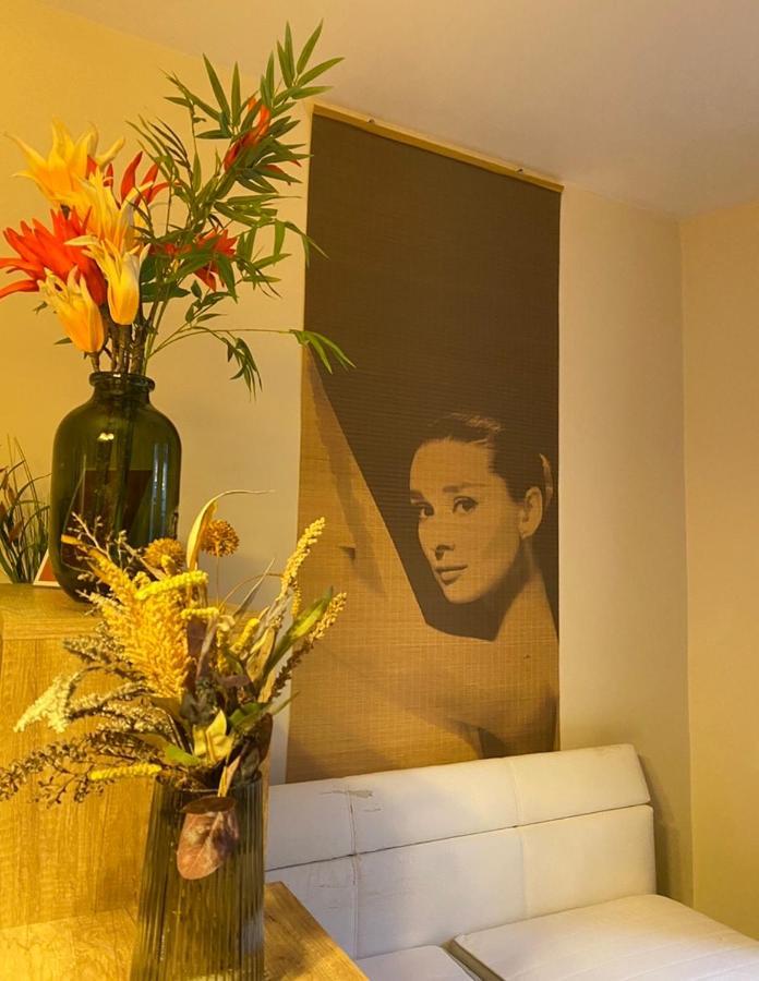 Margaret Apartment By The Danube Budapest Exteriör bild