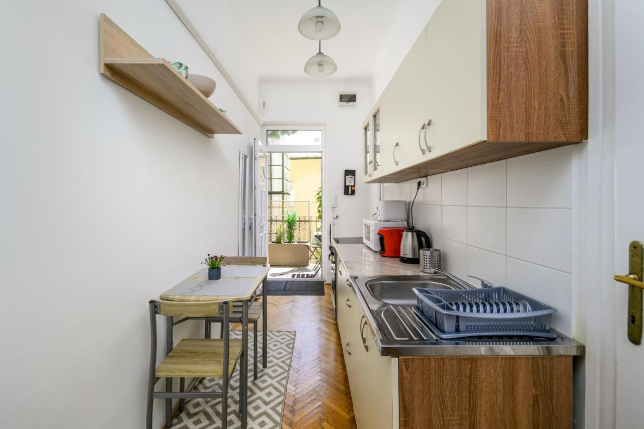Margaret Apartment By The Danube Budapest Exteriör bild
